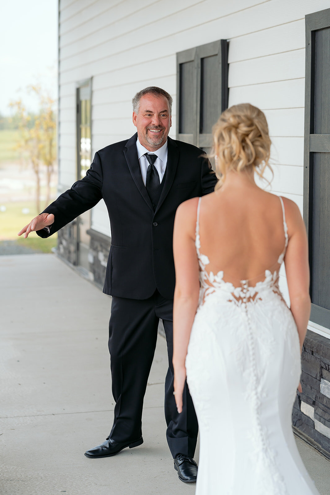 STARKEYWEDDING_FirstLookDadandBride_0451_websize