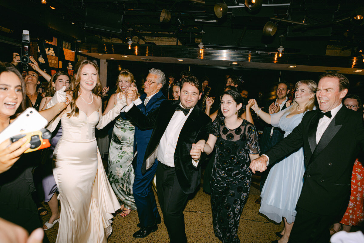toronto-wedding-photographer-drake-hotel-wedding-076