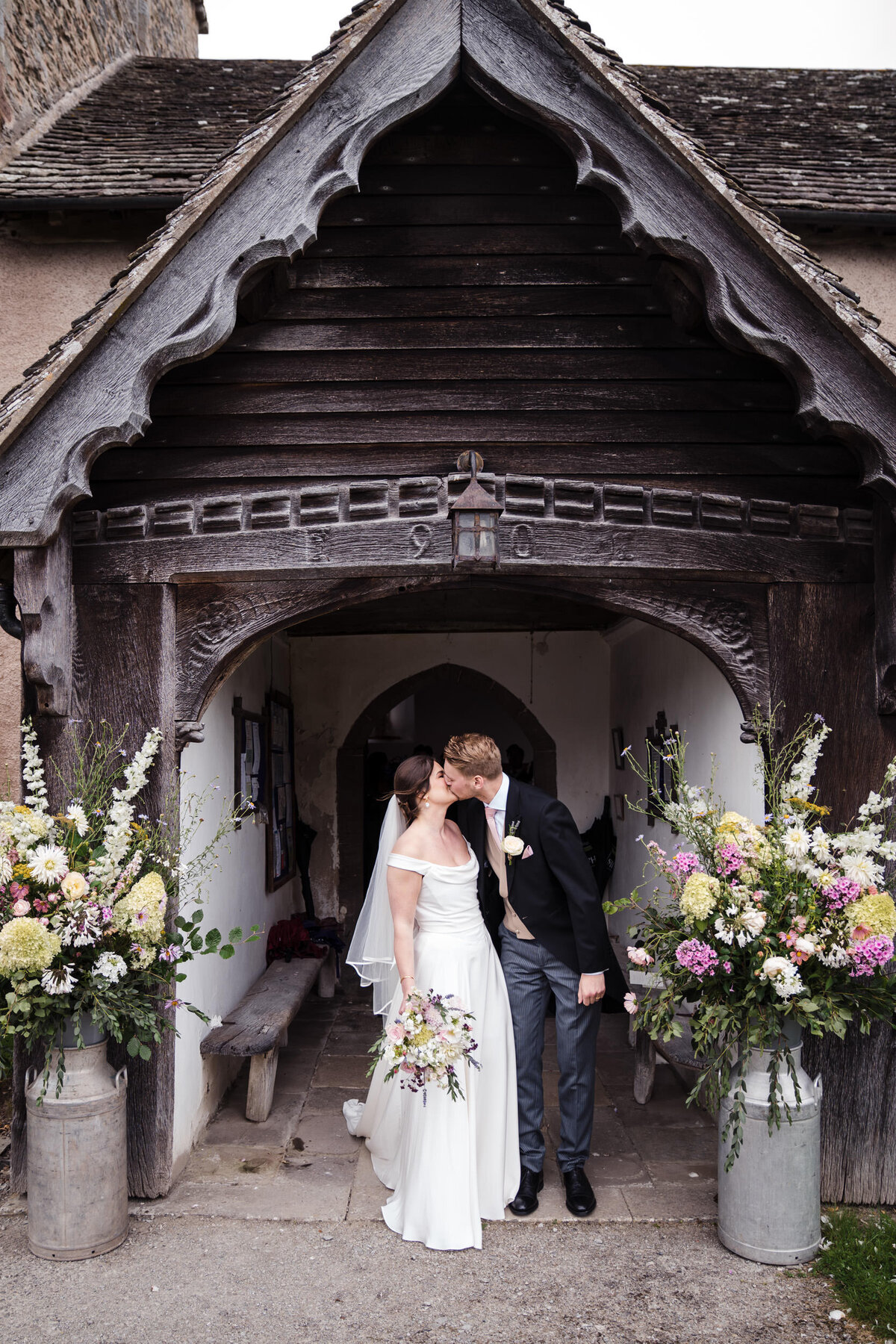 timless-walcot-hall-wedding-photography-528
