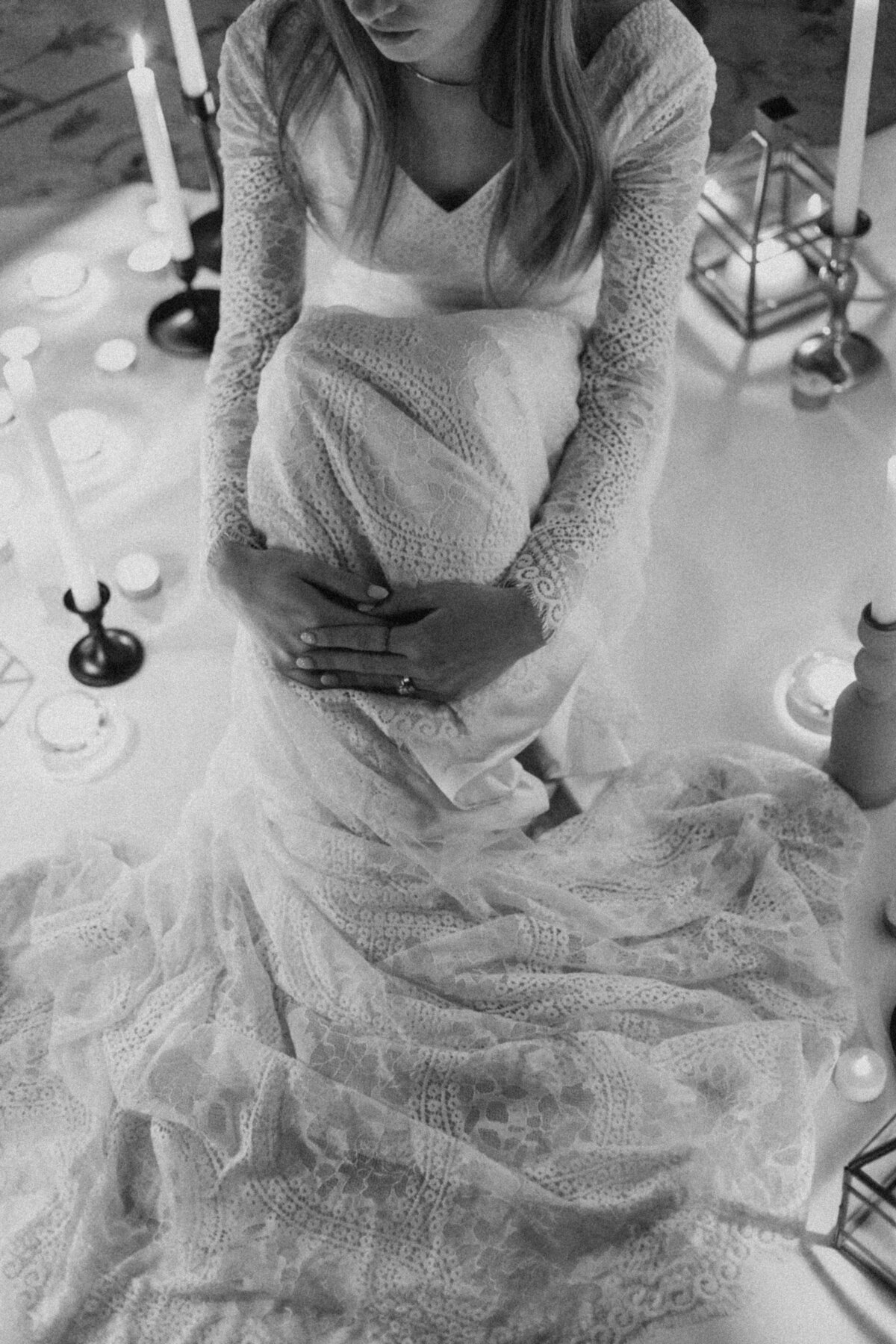 candlelight bridal photos