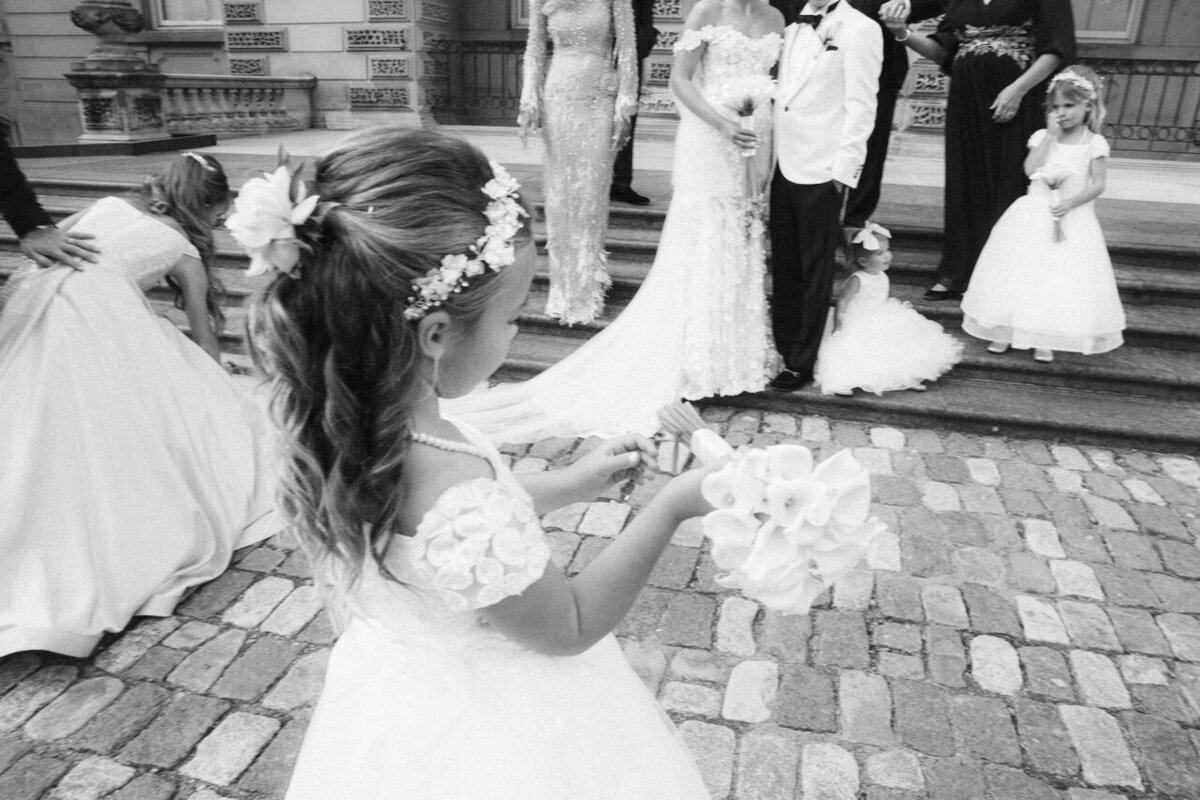 Four-Seasons-Toronto-Luxury-Wedding-Photographer-Raphaelle-Granger-22