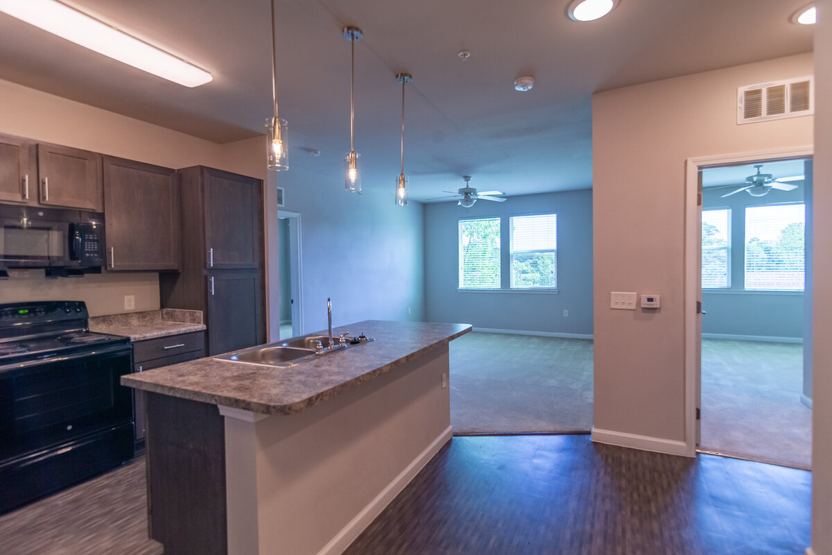 042924ATLGranite Crossing-53