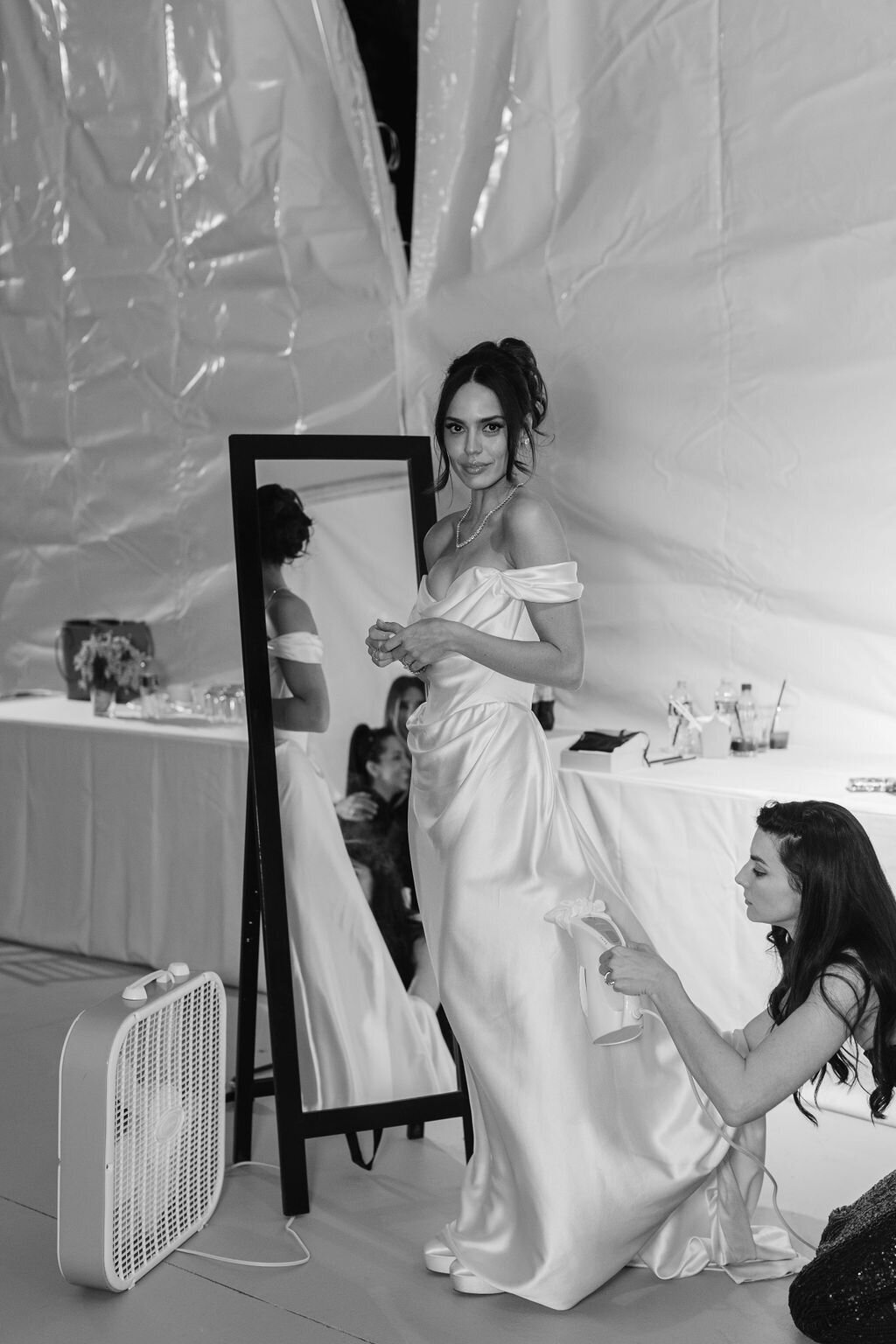 Candid_NikiRhodesPhoto(20of168)