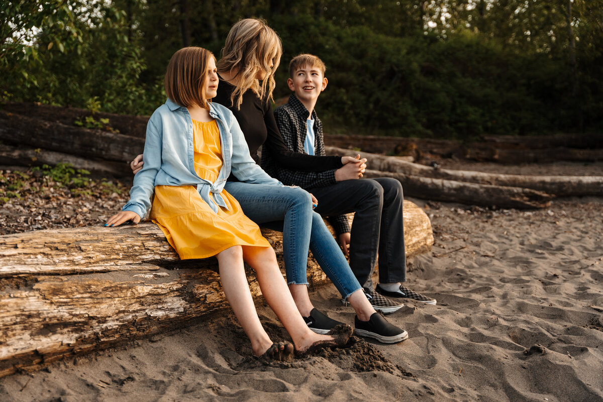 Family-Photographer-Portland-Kelley-Point-Beach-653