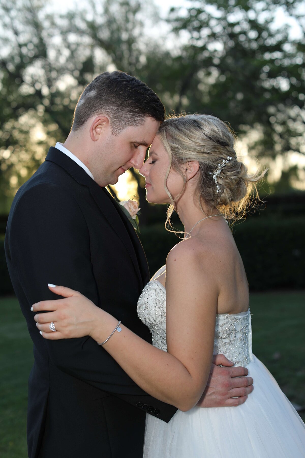 KS-Gray-Photography-newport-beach-wedding-photographer-bride-and-groom-portrait