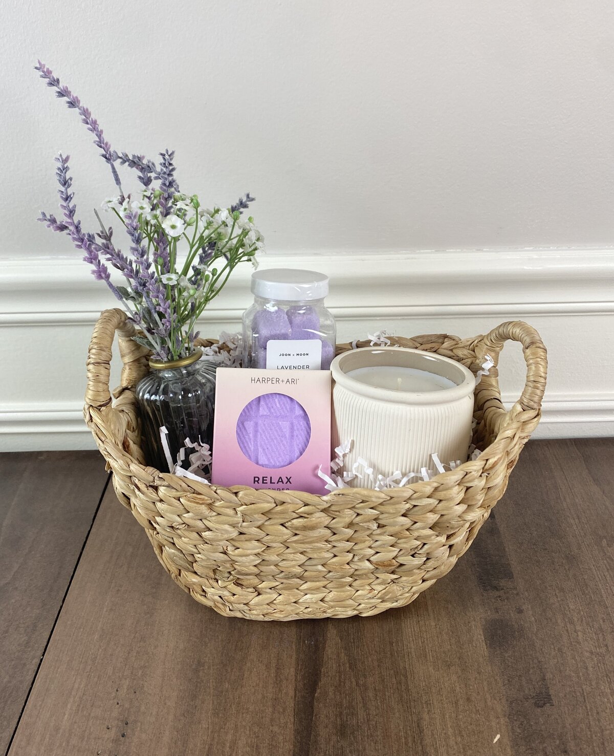 Giveaway Basket with Lavender and Candles