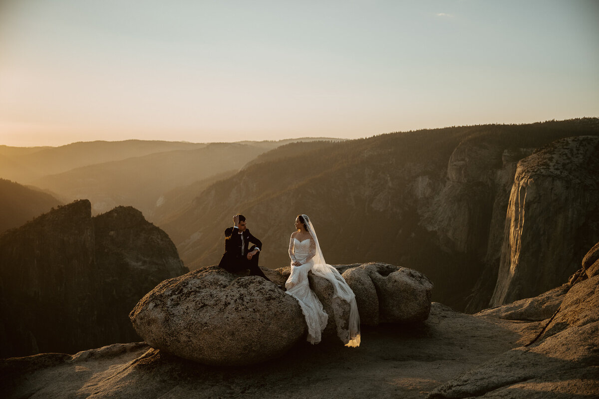 Yosemite_wedding_photographer_ff_141_Z703053