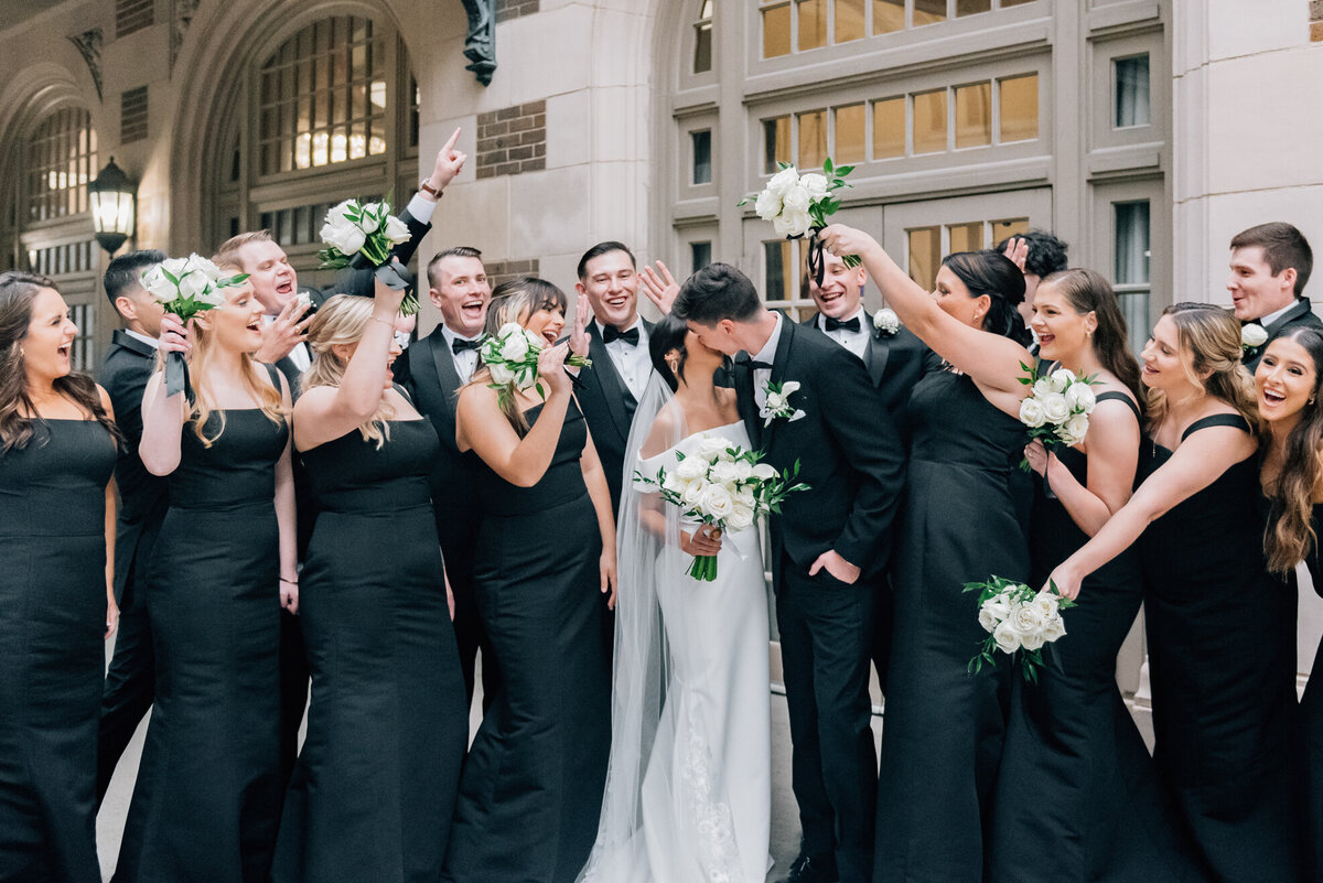 The Crystal Ballroom Wedding M.V. Photography Houston @mv_xoxo (39)