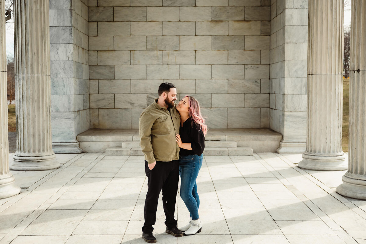 Nicole-Marcelle-Photography_017_roger-williams-park-engagement