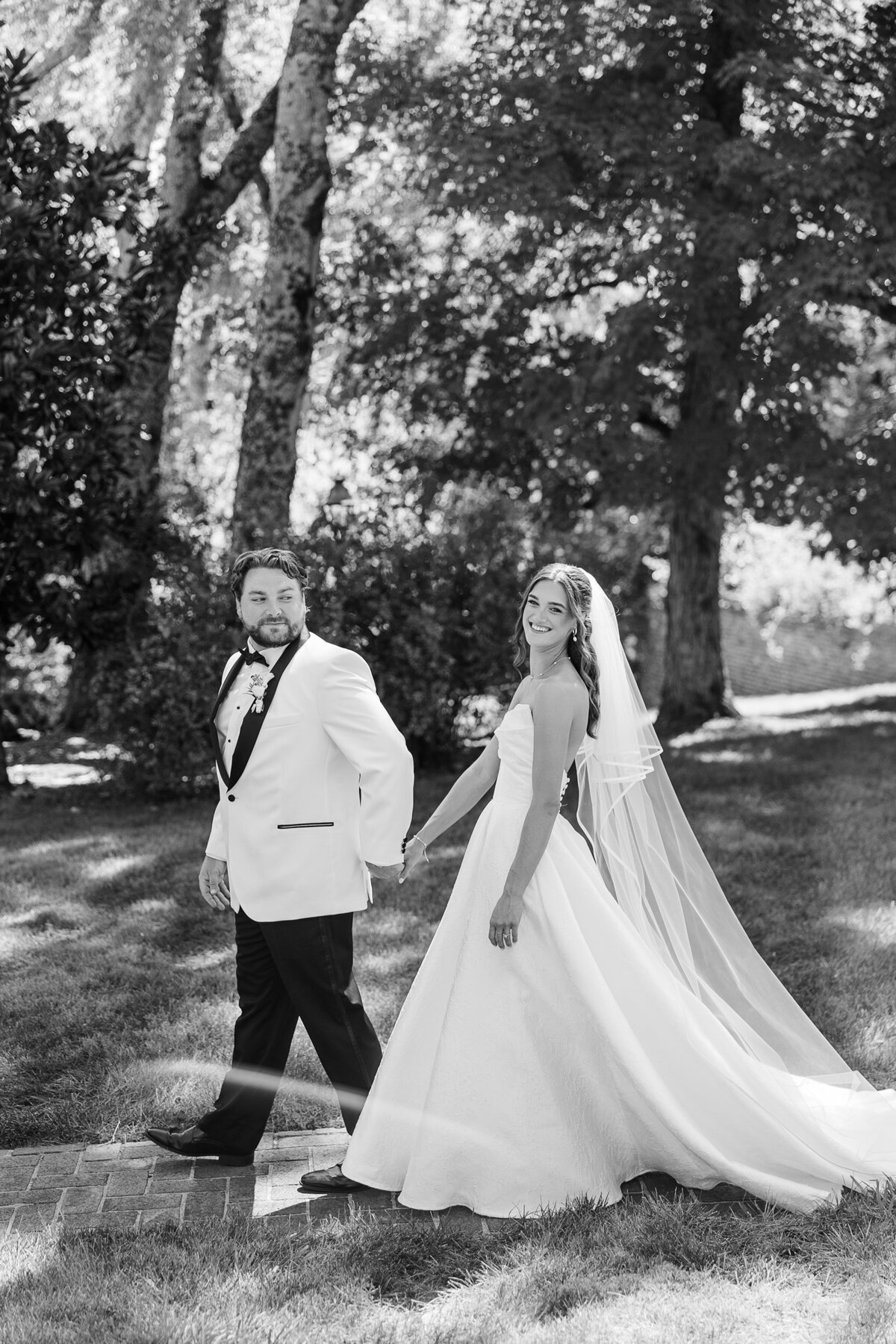 Lillian-Ruth-Bride-Real-Brides-23