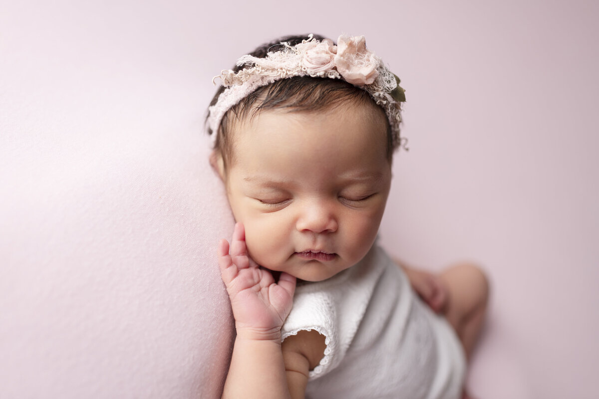 Newborn evelyn-161 copy