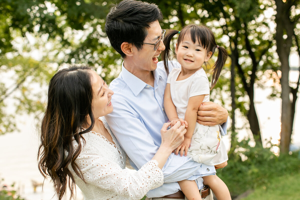 Abby-and-Brandon-Alexandria-MN-Family-Photography-Liu-22