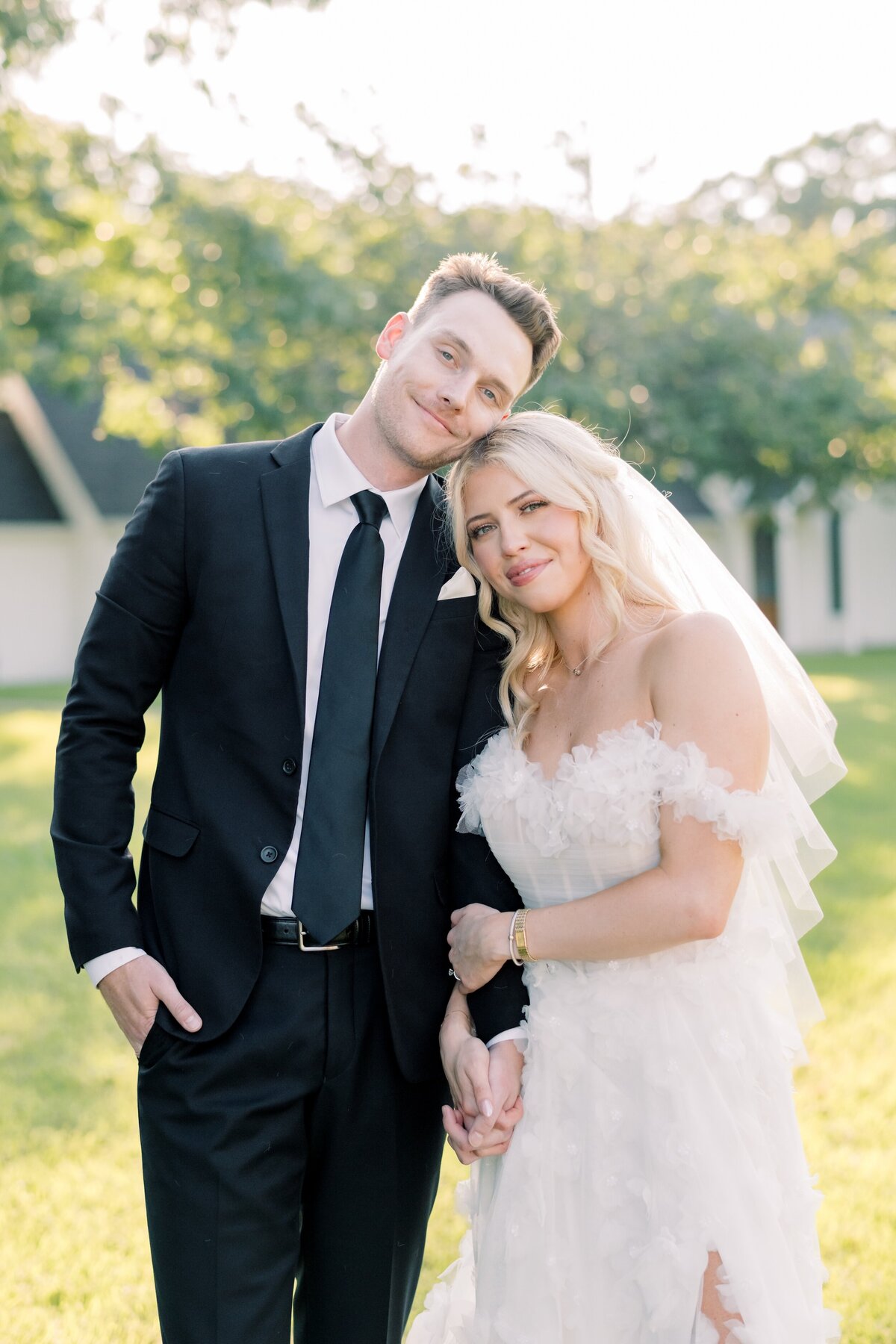 olivia_beyers_photography_wedding_engagement_lifestyle_minneapolis_st_paul_minnesota_luxury_light_airy_photographer101