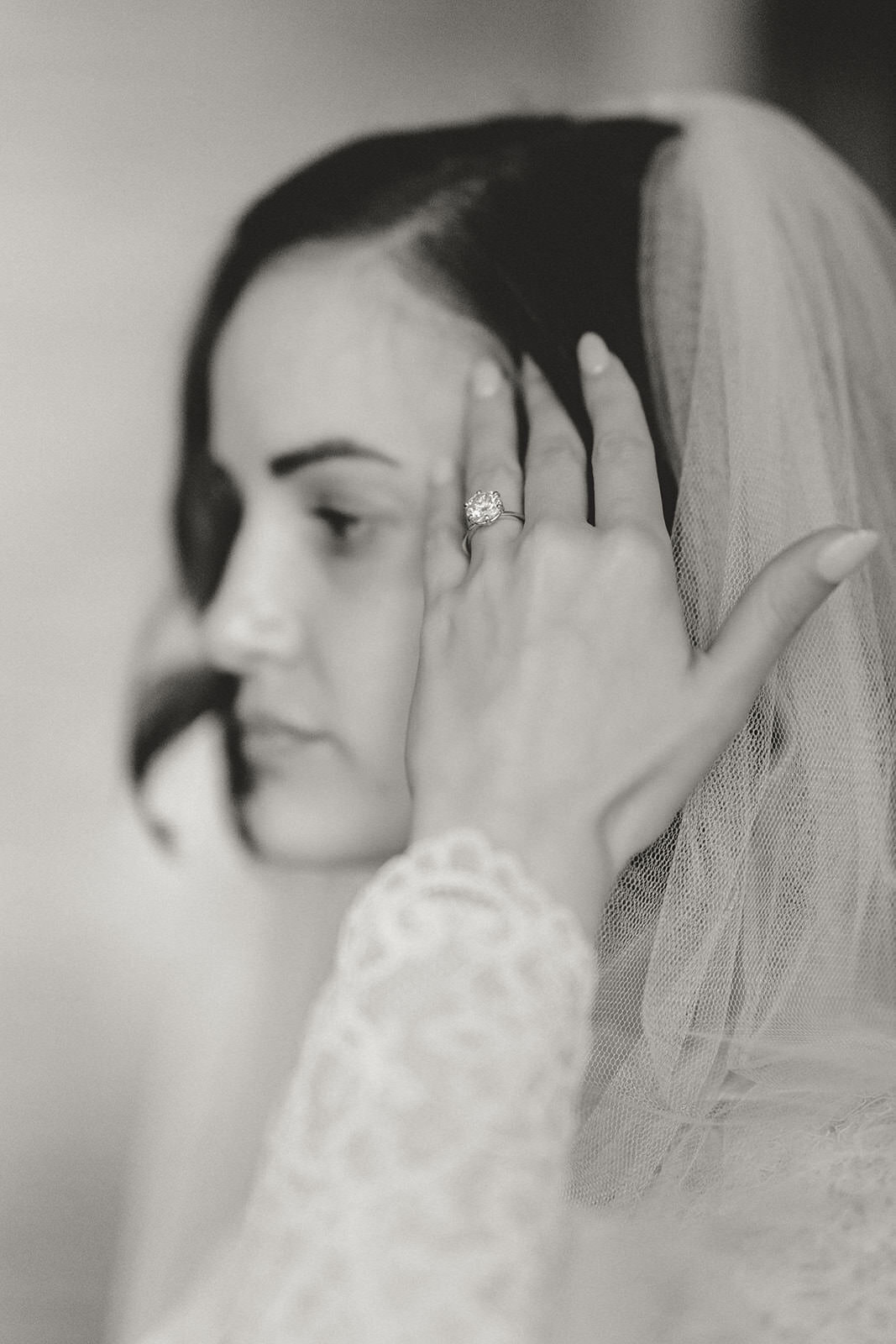 Wedding getting ready at JW Essex house marriot, NYC | Oduma photography-23