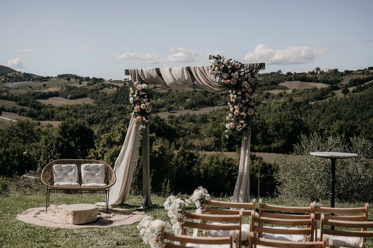 trouwen-borgo-castello-panicaglia-bruiloft-louise-boonstoppel-fotografie_0007