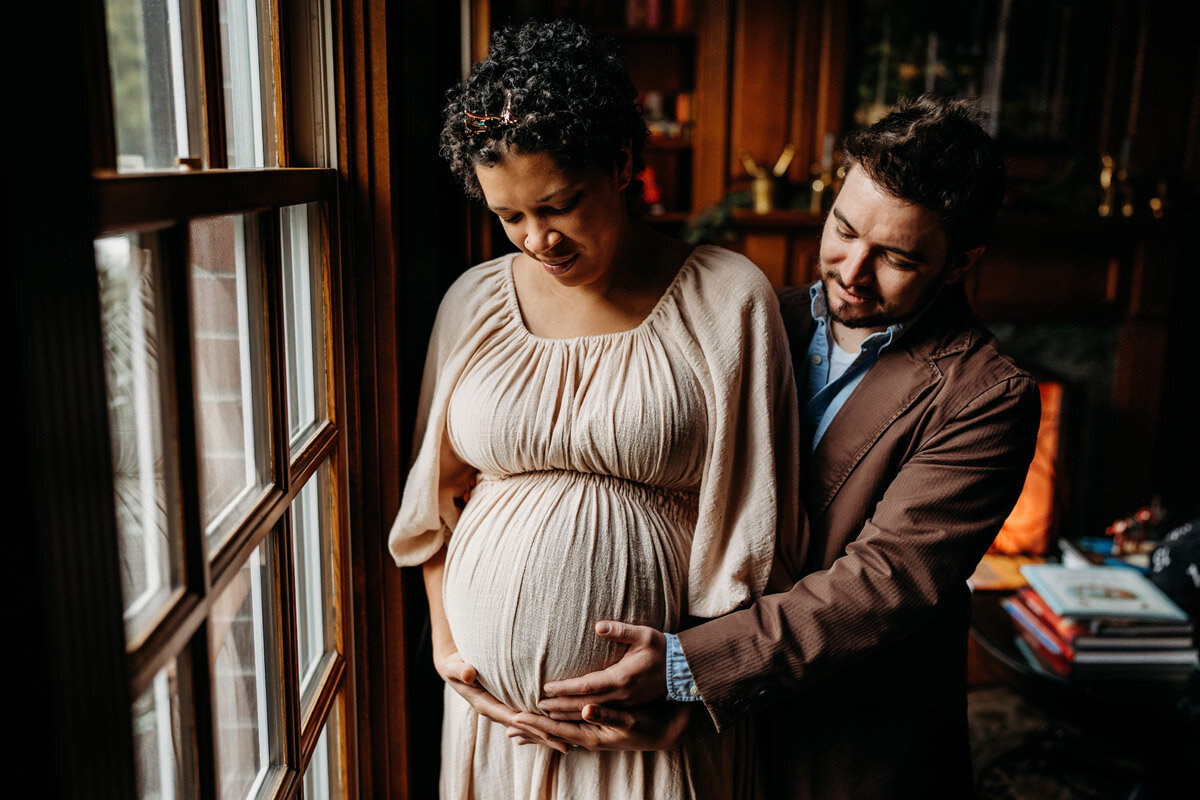 in-home-lifestyle-maternity-portland-oregon-natalie-broders-29