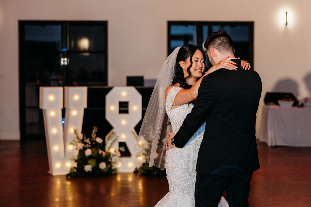 064_LegendAndLaceStudios_Tracy_Wedding_Preview