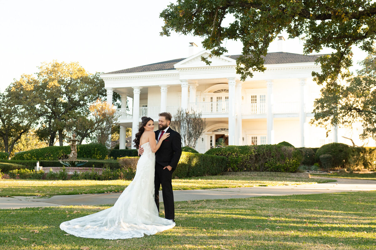 Lonestarmansion701 copy