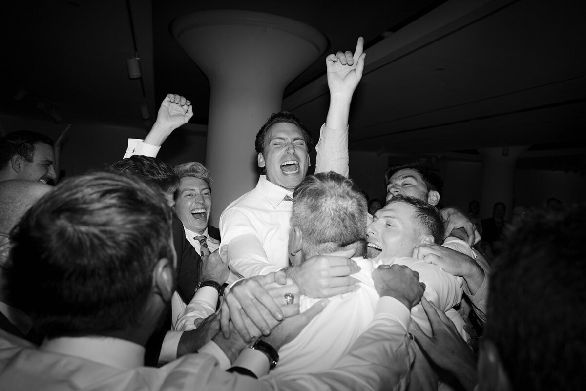 museum-wedding-nyc-wedding-photographer-love-melissa-912