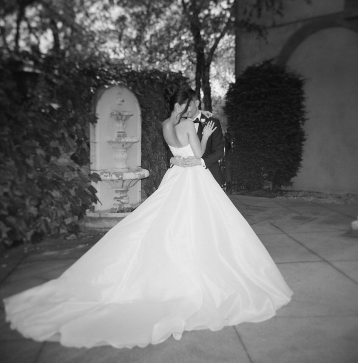 Club-at-Corazon-Wedding-ColumbusOhio-JNBroski-OliviaCasey077