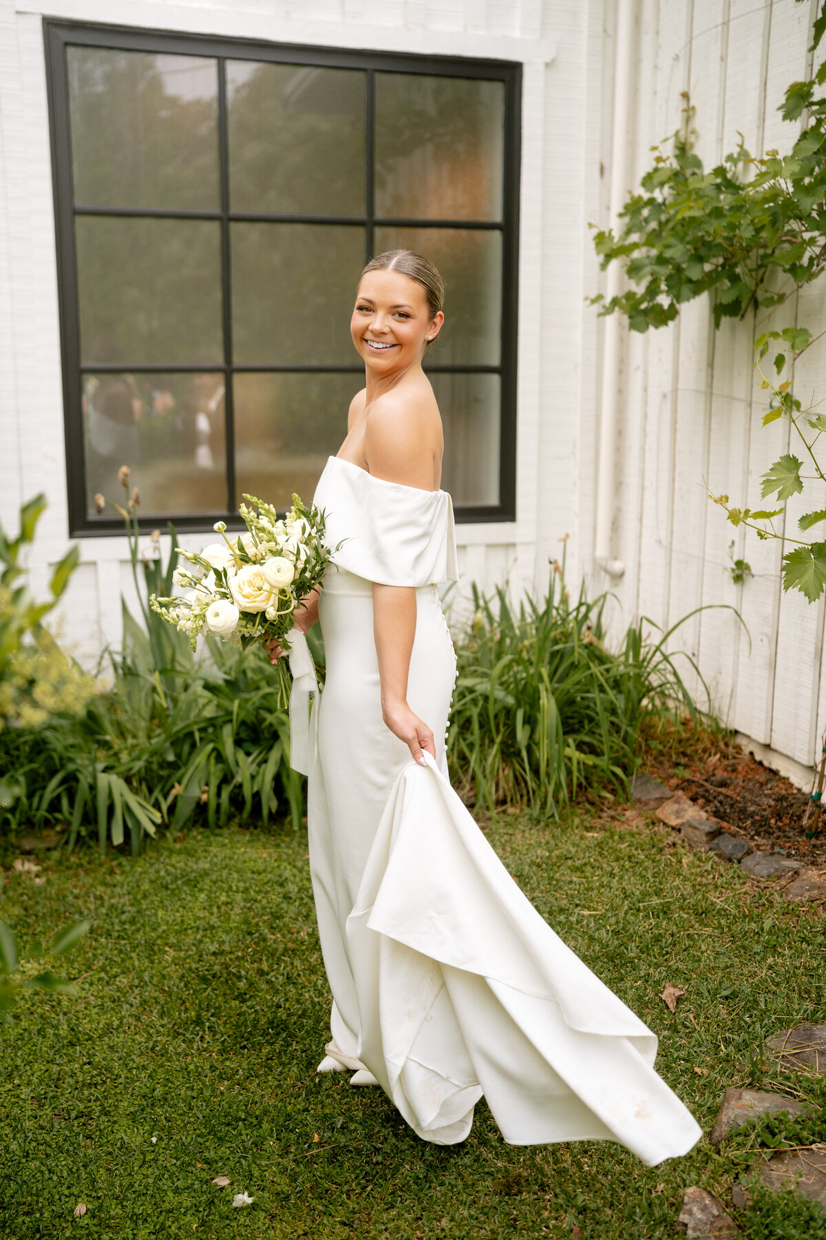 AuroraPhotography_EmmaDylan_KouryFarmsWedding-32