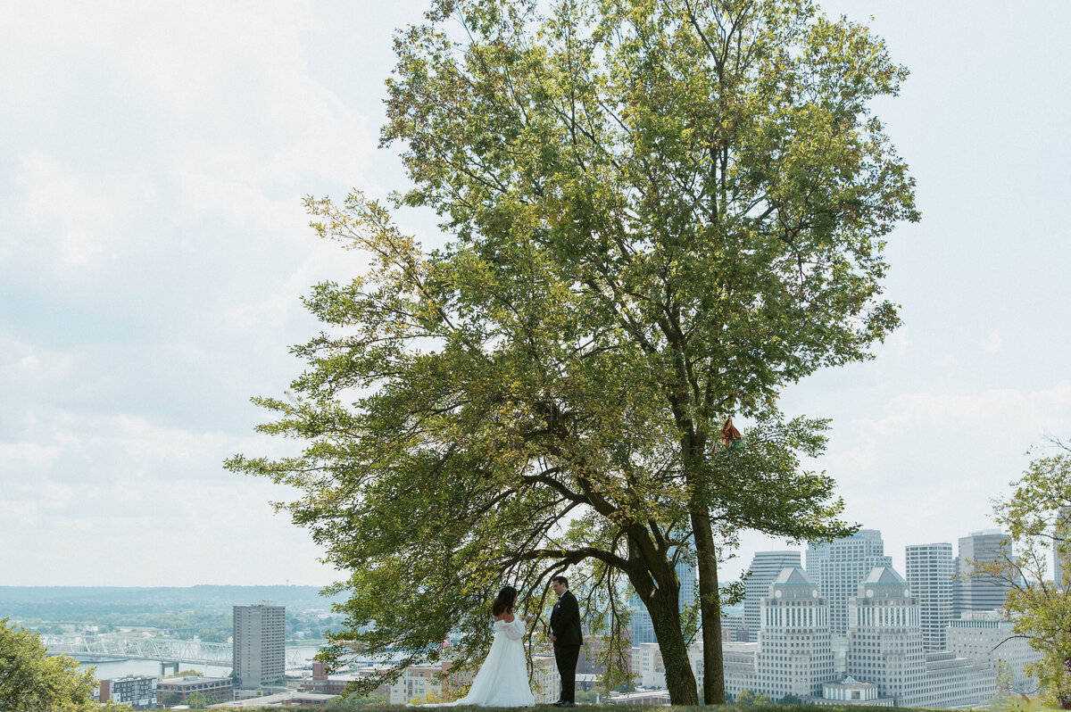 Wedding_Cincinnati_Ohio_Taft Musuem_May2024_Claire_Keathley_Photography-96 3