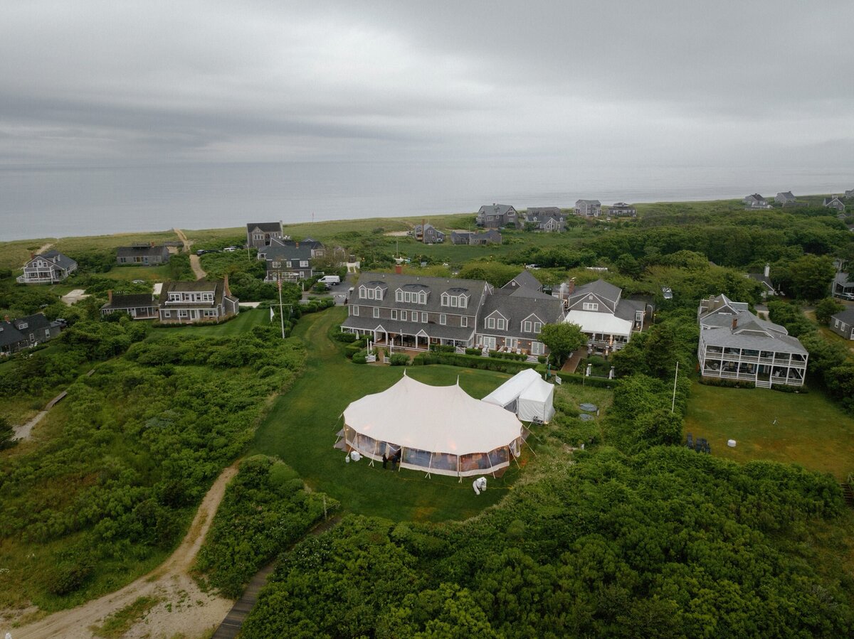 Wauwinet_Nantucket_Wedding_LevKuperman_082