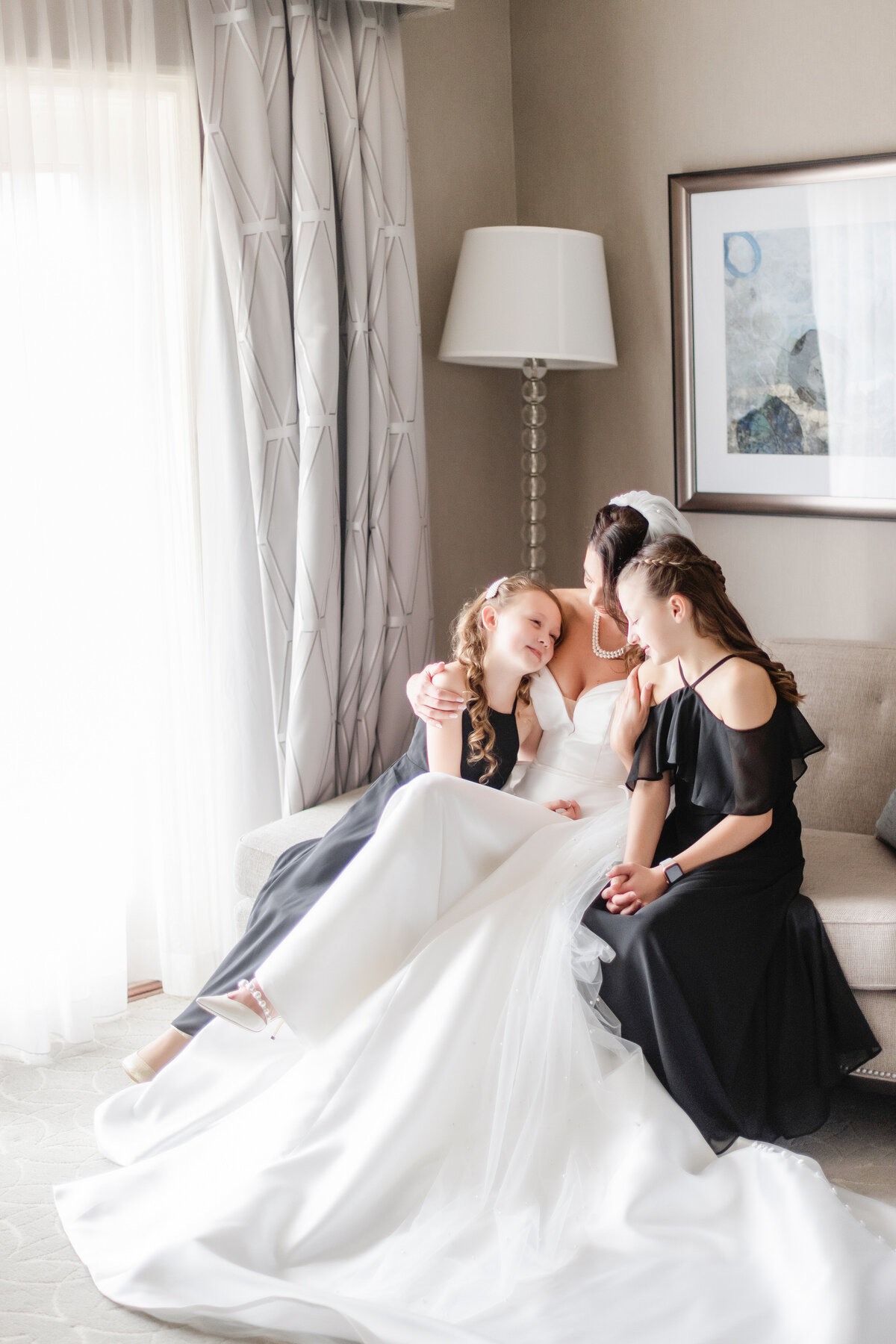 NatalieBrad_GettingReady_CatherineRhodesPhotography-248