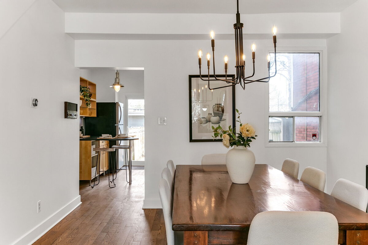 17-web-or-mls-12_004_Dining Room