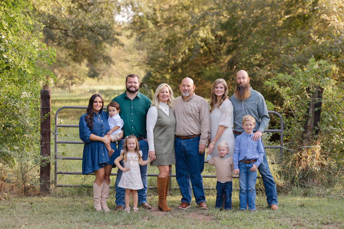 FAMILY-2401