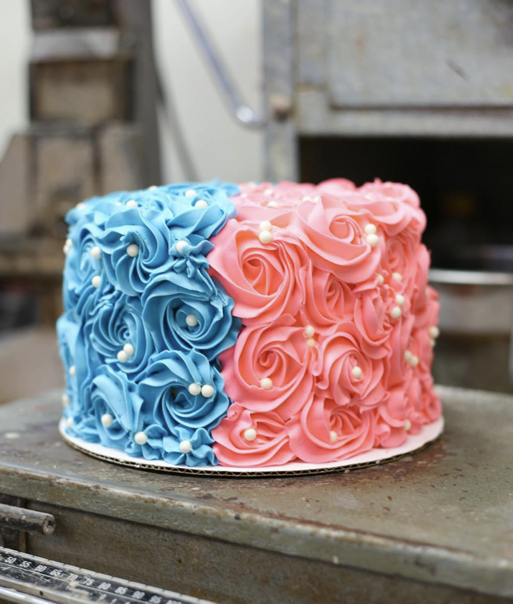cake-gender-reveal-rose