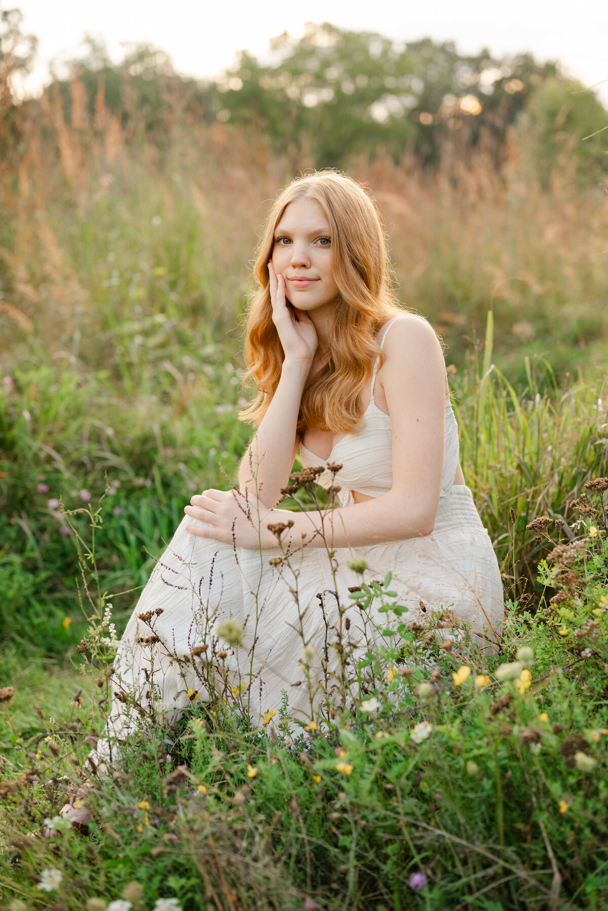vibrant-flower-meadow-senior-girl-modeling