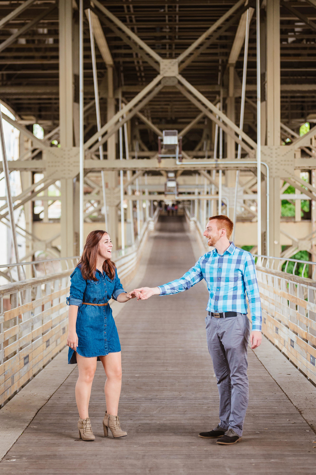 modern-engagement-photos-the-paper-elephant-038