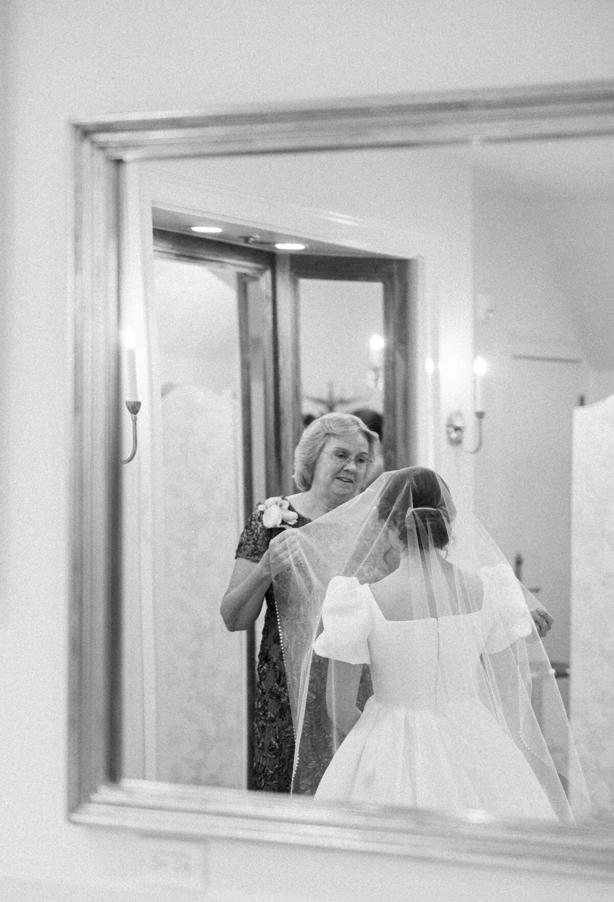 Angela + Brandon Sneak Peeks 29