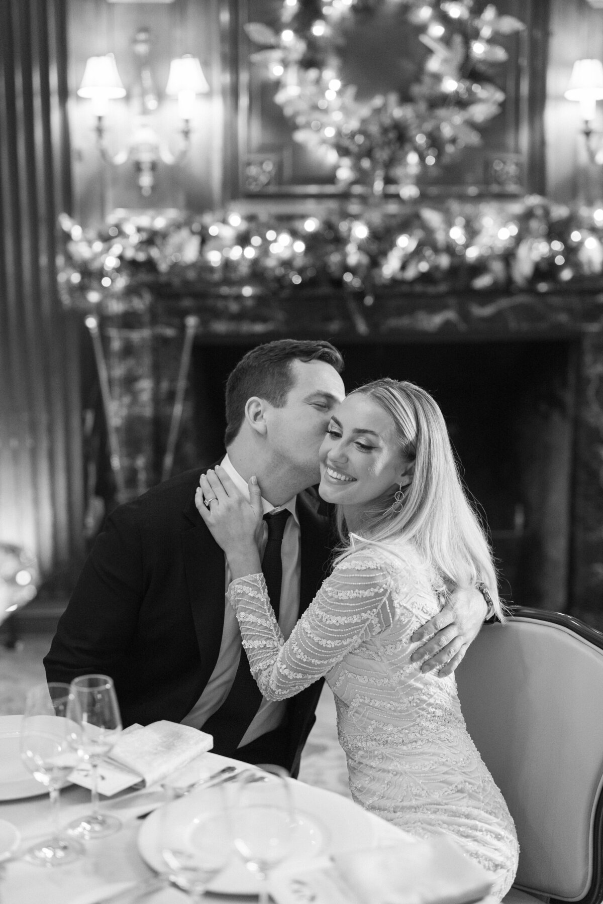 chicago-luxury-winter-wedding-at-old-st-pats-30