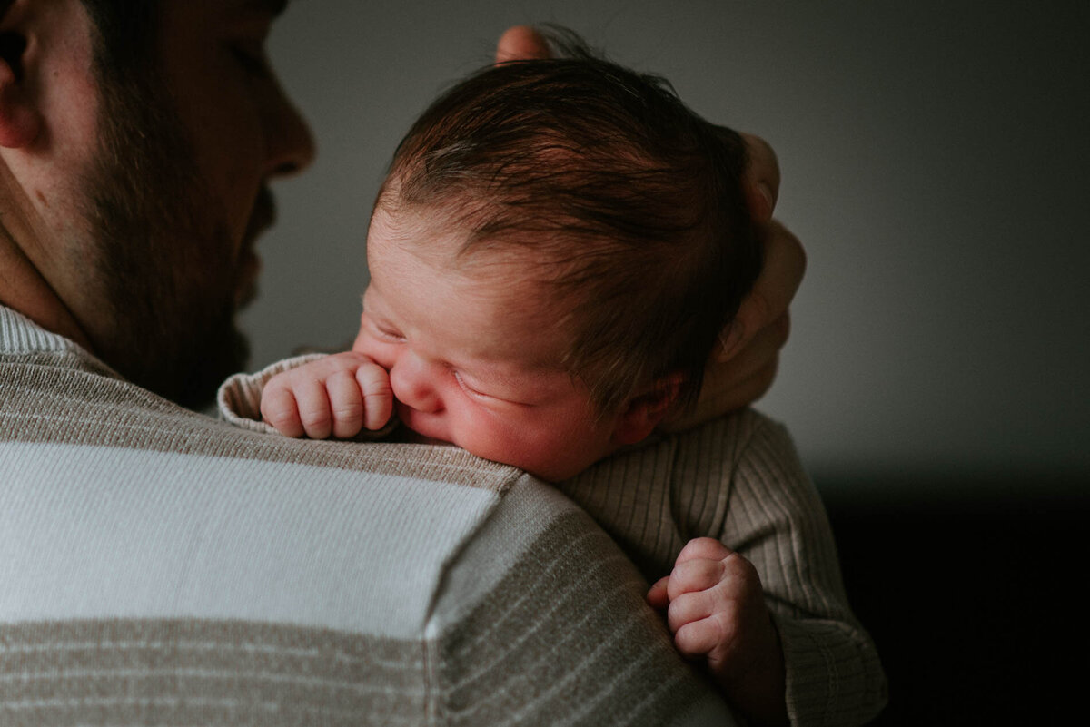 2024 Webseite Neugeborene Portrait Porträt Fotograf Aachen Fotostudio Babyfotos Newborn © Sarah Thelen-16