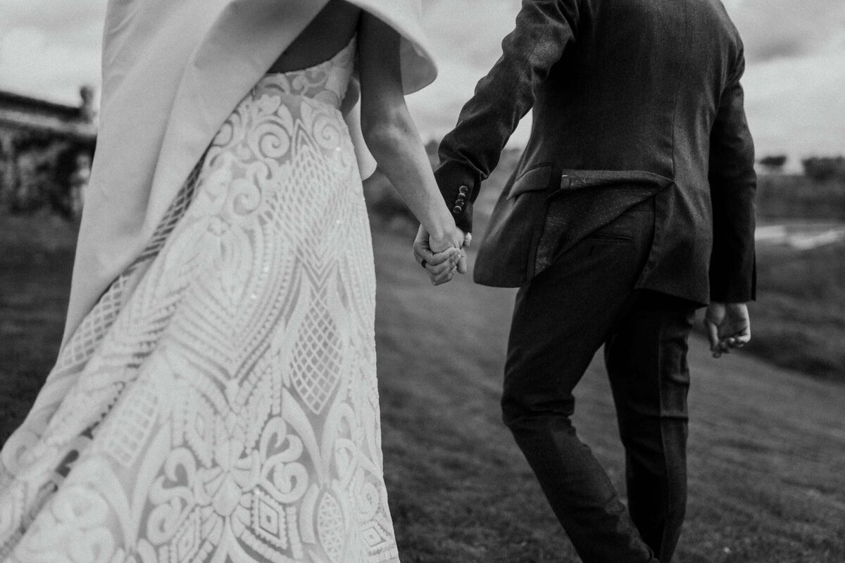 bride and groom portrait in tuscany