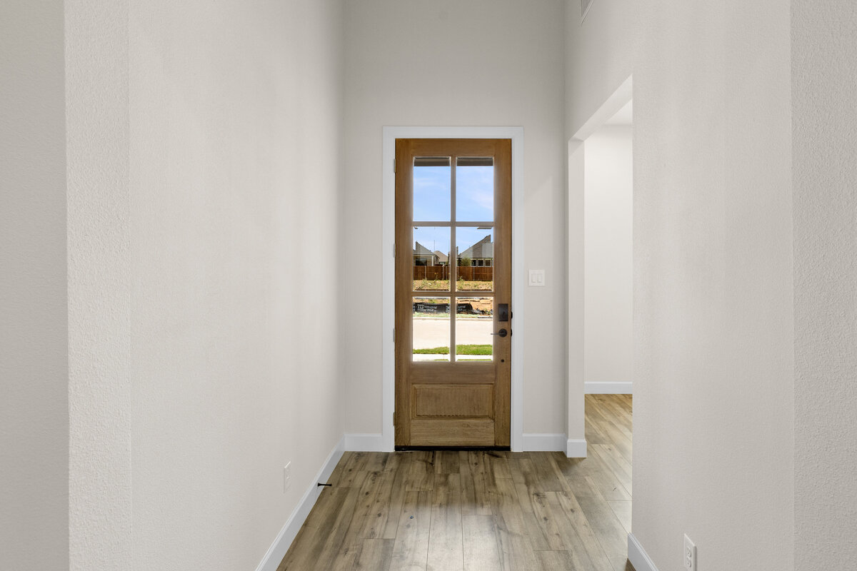 16941 Leatherflower- Entry-1