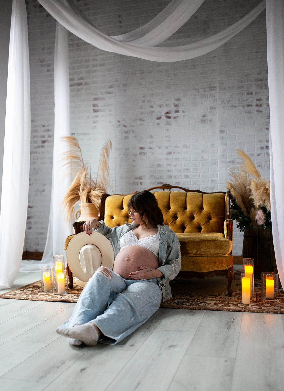 Western-Maternity-Boudoir-34