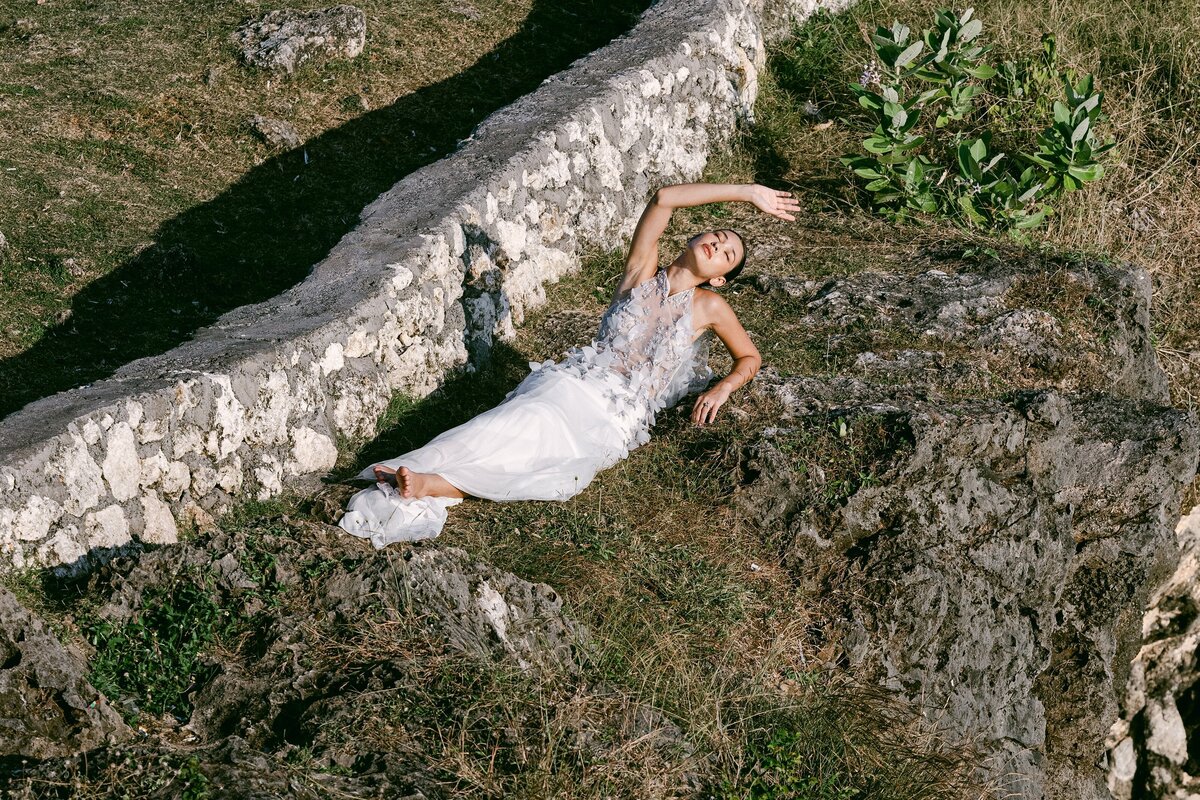 262Bali Bright Balangan Cliff Wedding Photography