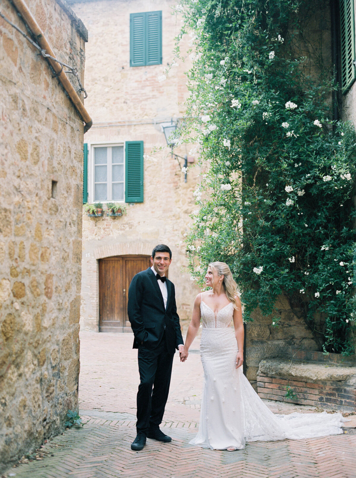 Tuscany Destination Wedding on film by Fine Art Film Destination Wedding Photographer Sheri McMahon-16