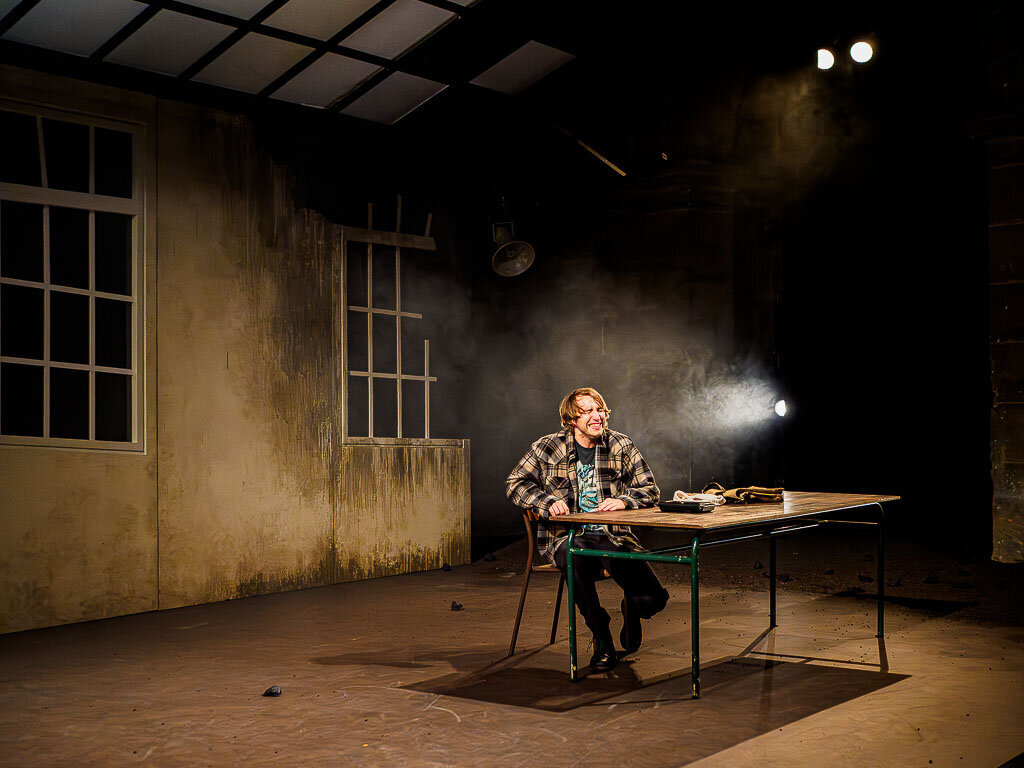 L'ECLIPSE Générale mise en scène Leslie Bernard, Matthias Jacquin ©Marie Charbonnier-023