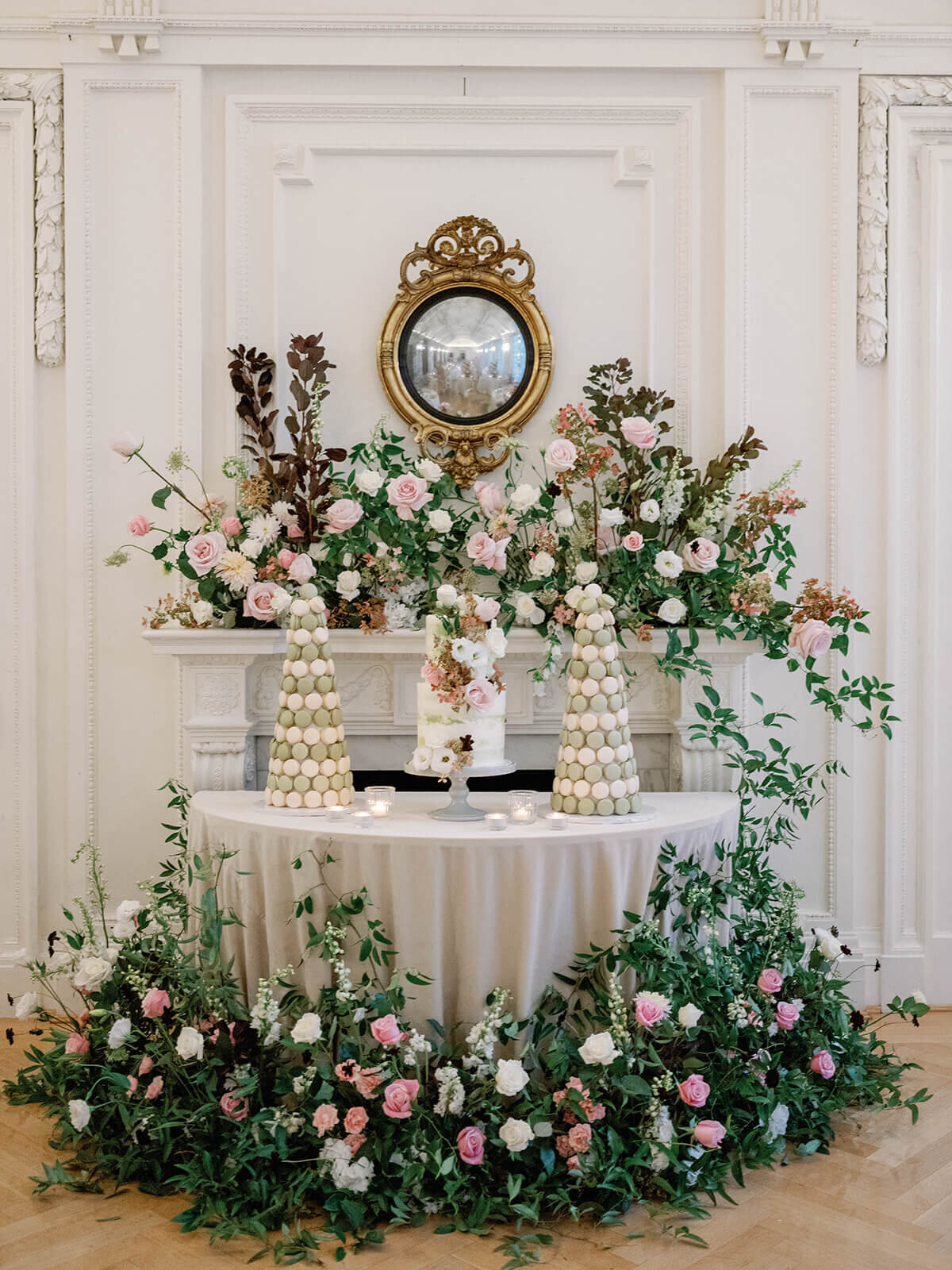lili-chris-wedding-cake-floral-gardens-springvale
