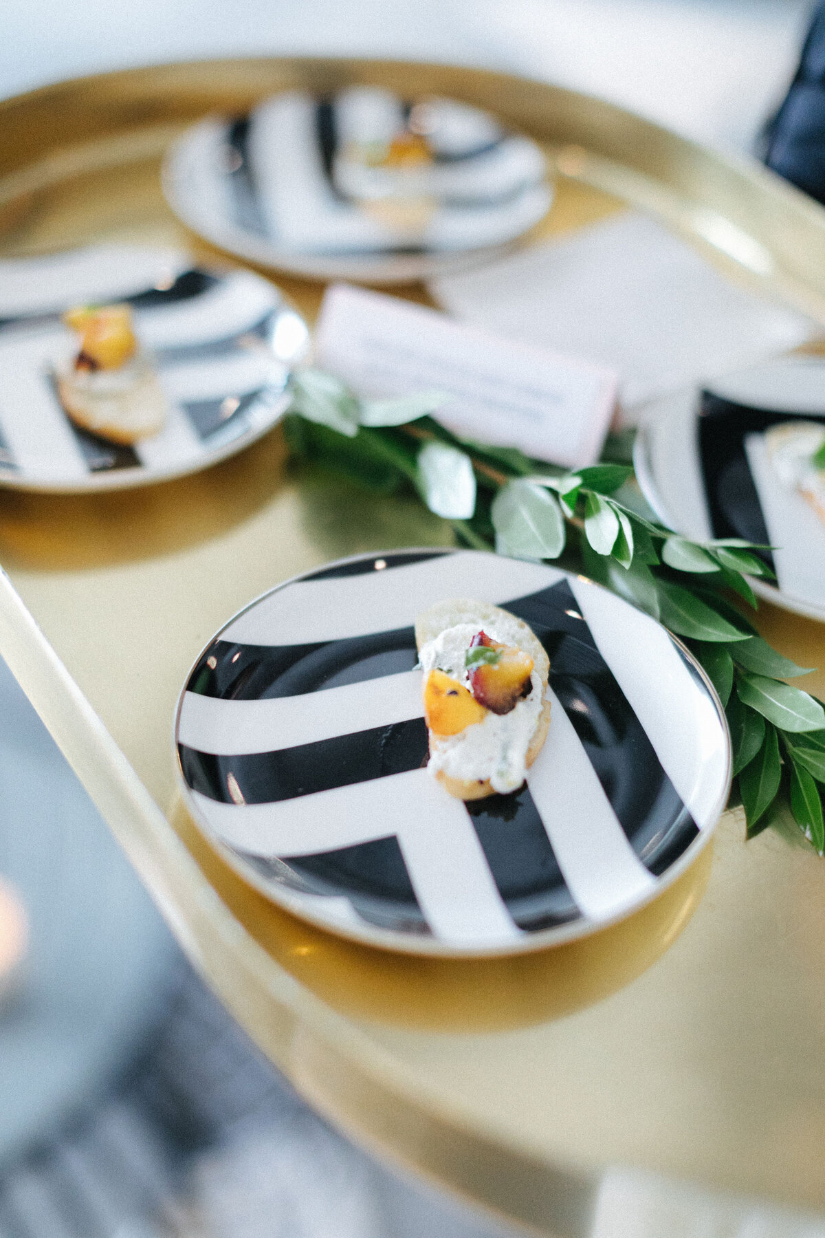 appetizer-serving-platter