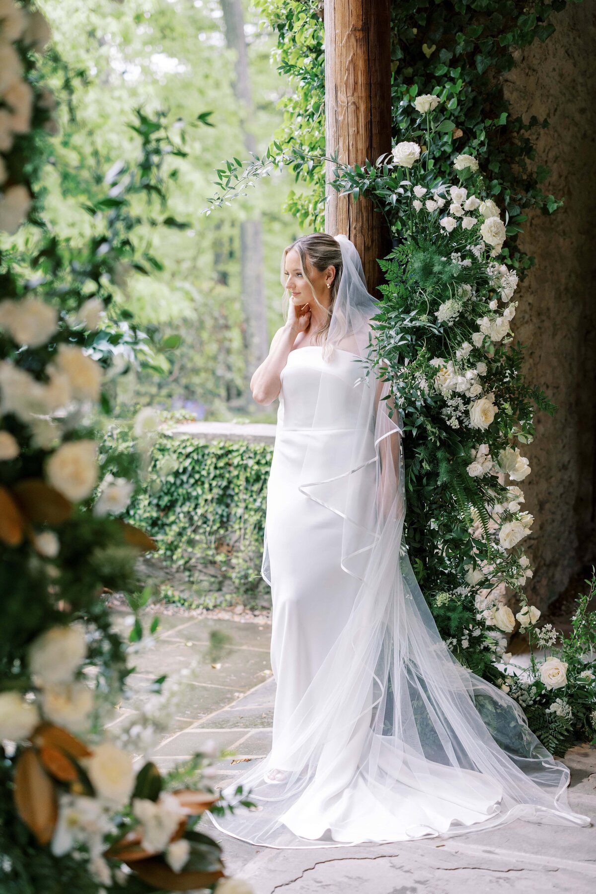 Danielle-Defayette-Photography-Goodstone-Inn-Wedding-VA-301