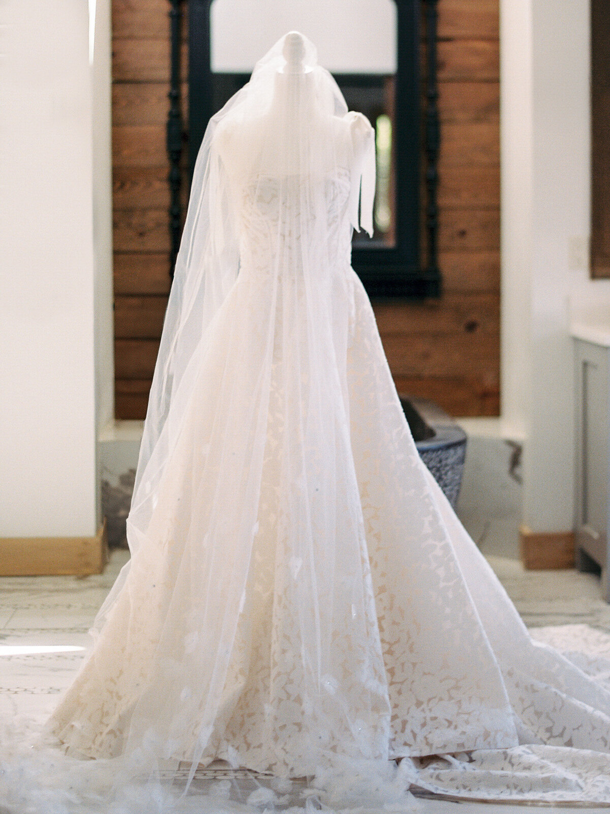 Austin Wedding Photographer | Camp Lucy Ian's Chapel-2