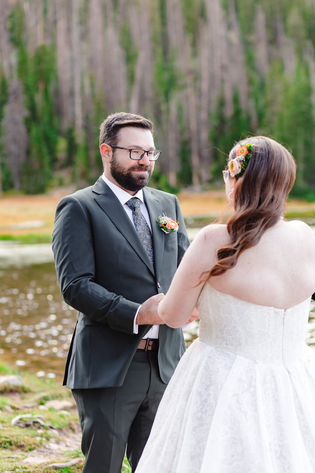 elopement in mirror lake