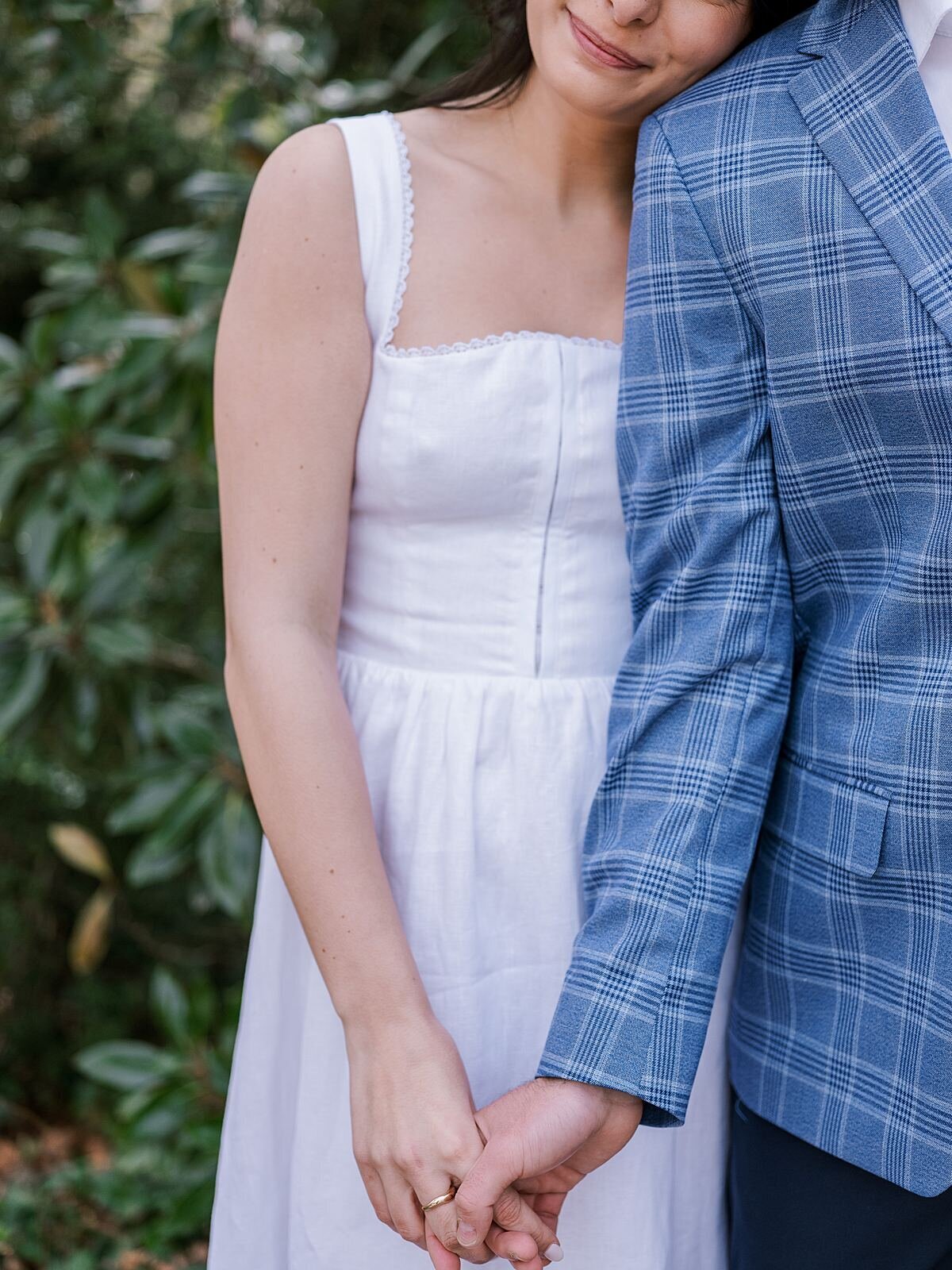 Anna-Wright-Photography-National-Cathedral-Engagement-Session_1131