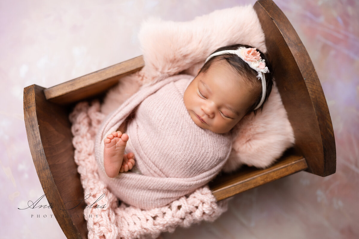 Newborn-Photographer-Edmonton-46