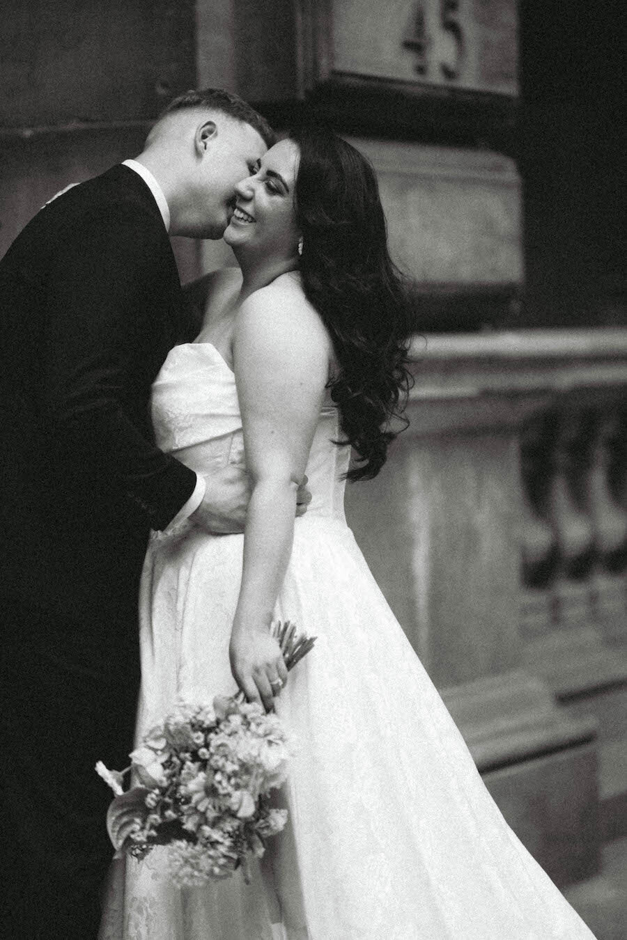 Nicola-Campbell-Romantic-Wedding-Photographer-Scotland-23-Montrose-Street-Katy&James-28